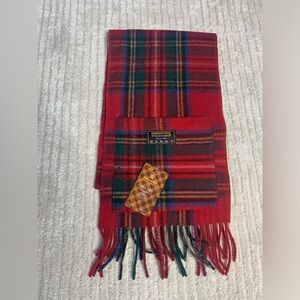 Patrick King Woollen
Company Pocket Scarf Royal
Stewart Red‎ Plaid